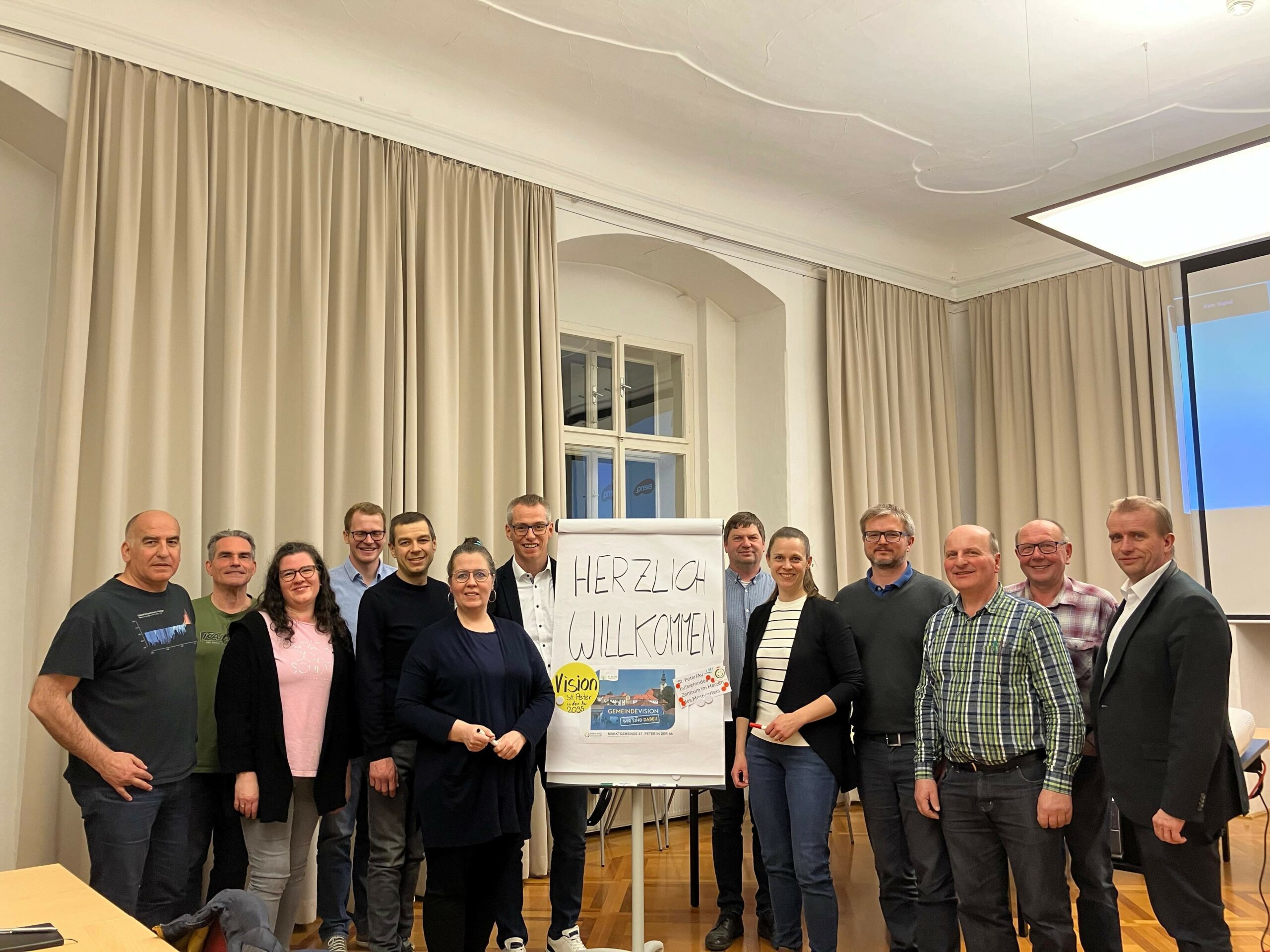 Die Gemeindevision „St. Peter in der Au – pulsierendes Zentrum im Herzen des Mostviertels“ wurde am 10. April 2025 beim zweiten Workshop der Zukunftswerkstatt erarbeitet.