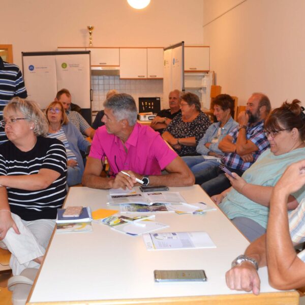 Groß war das Interesse der Bürgerinnen und Bürger in Pölla an der Auftaktveranstaltung zur Gemeindevision 2025.
