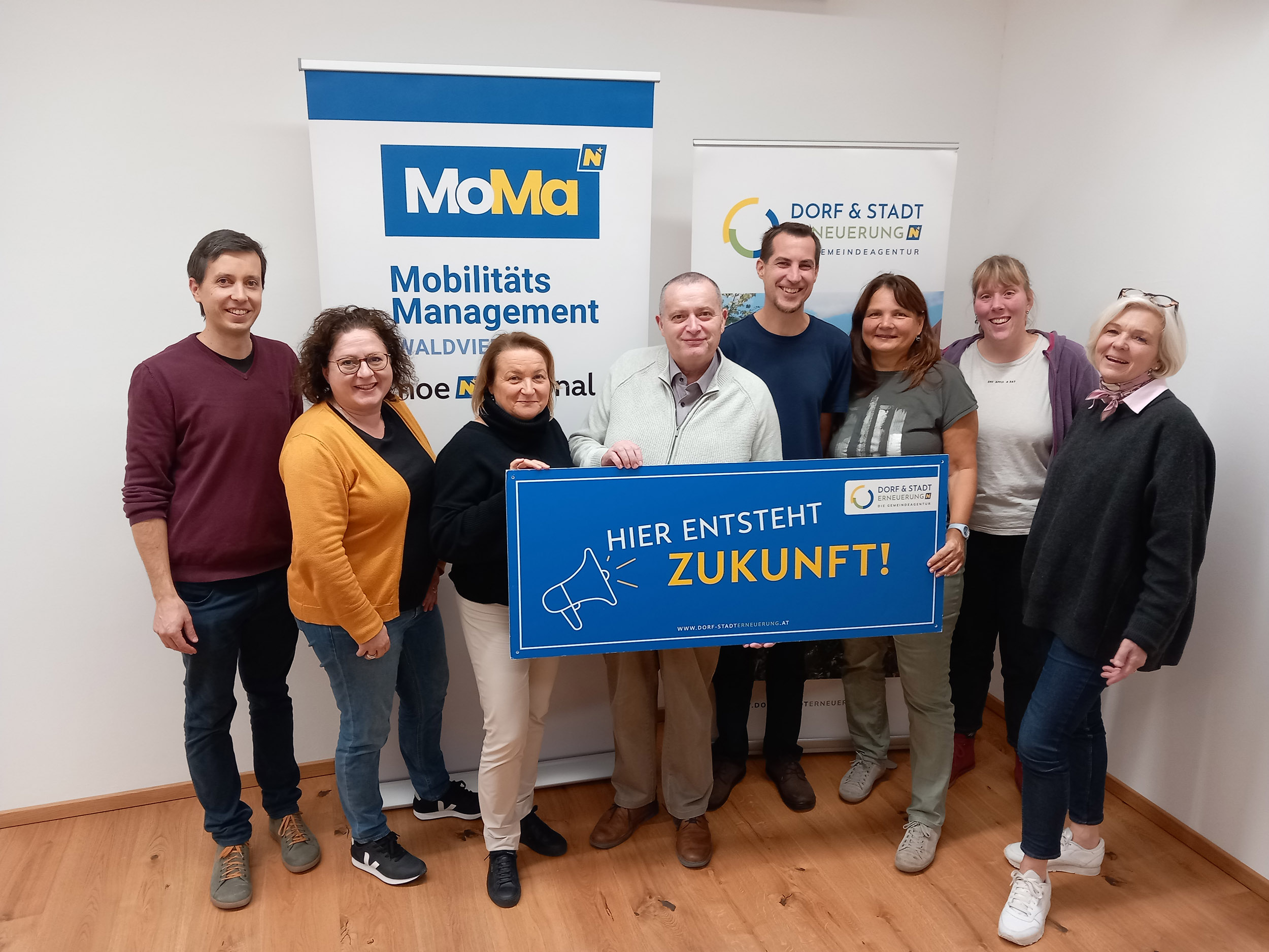 In den folgenden Wochen konnten alle Einwohnerinnen und Einwohner ihre Ideen und Vorschläge online oder über Ideenpostkarten am Gemeindeamt einbringen. Insgesamt kamen mehr als 130 Vorschläge zusammen, die die vielfältigen Interessen der Bevölkerung widerspiegeln.