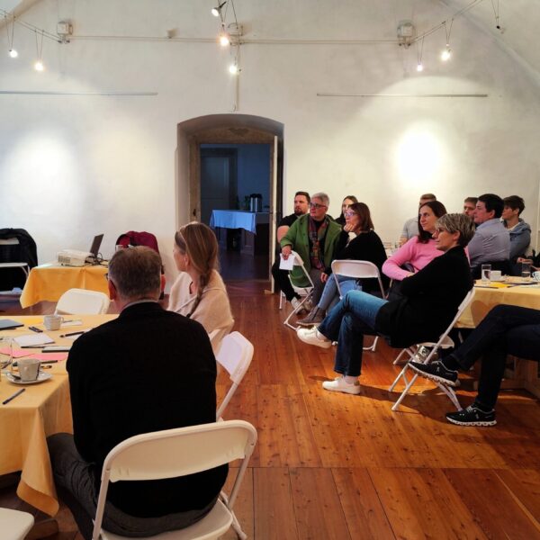 Beteiligt an diesem Workshop waren Vertreterinnen und Vertreter aus Vereinen, Institutionen und weiteren Bereichen des öffentlichen Lebens in Weitra.