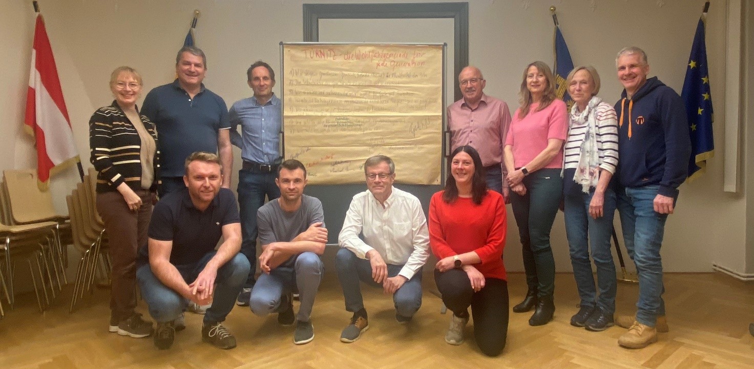 Die Teilnehmerinnen und Teilnehmer des dritten Workshops zur Erstellung der Gemeindevision in Türnitz.
