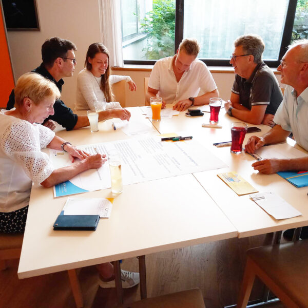 Beteiligt an diesem Workshop waren Vertreterinnen und Vertreter aus Vereinen, Institutionen und weiteren Bereichen des öffentlichen Lebens.