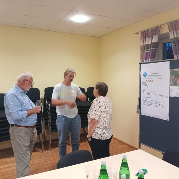 Mit der ersten Zukunftswerkstatt im Rahmen des Leitbildprozesses setzte die Gemeinde Perschling am 27. August einen wichtigen Schritt für ihre künftige Entwicklung. Bürgerinnen und Bürger brachten ihre Ideen, Anliegen und Perspektiven für eine lebenswerte, nachhaltige und starke Gemeinde ein.
