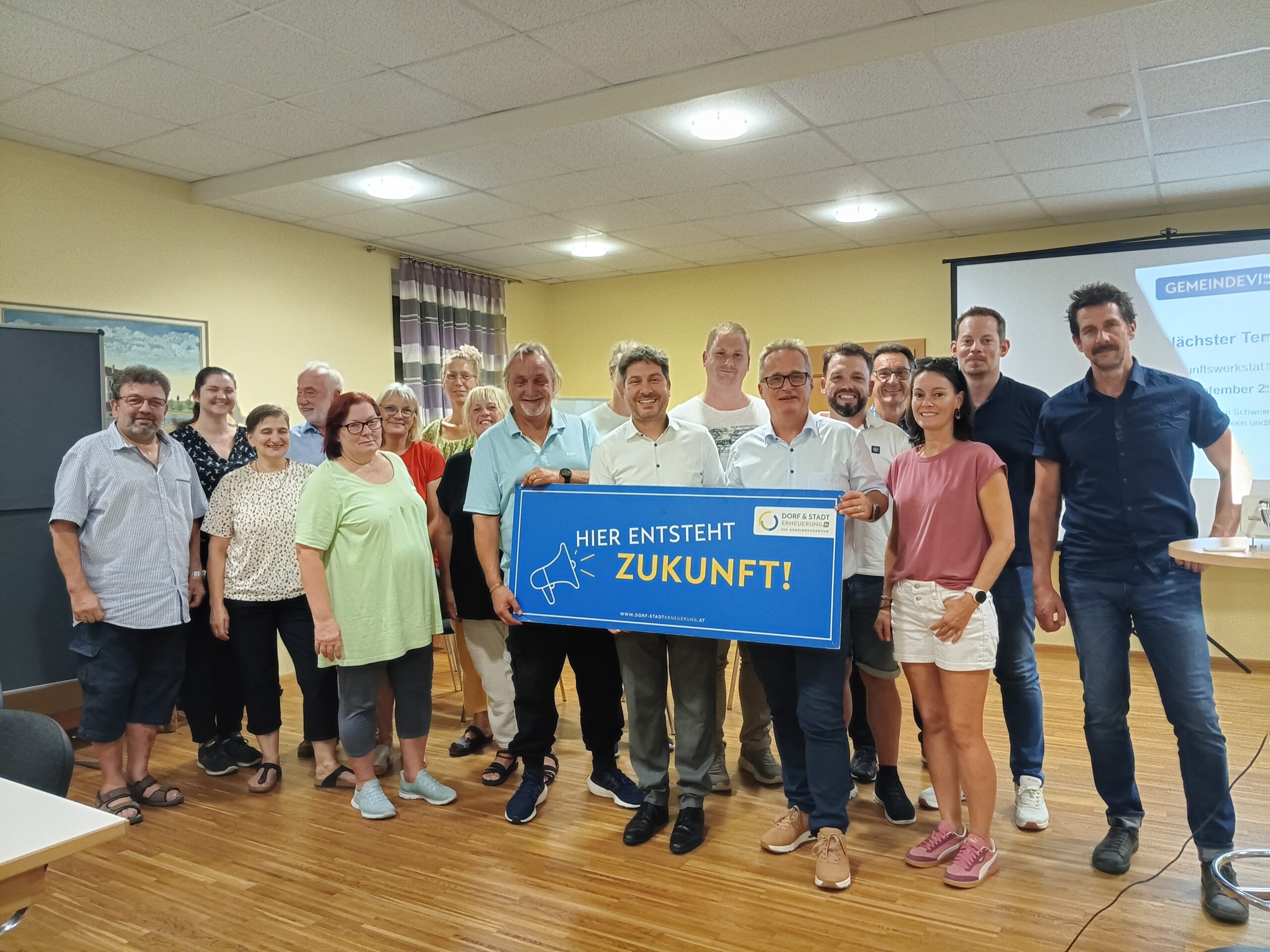 Mit der ersten Zukunftswerkstatt im Rahmen des Leitbildprozesses setzte die Gemeinde Perschling am 27. August einen wichtigen Schritt für ihre künftige Entwicklung. Bürgerinnen und Bürger brachten ihre Ideen, Anliegen und Perspektiven für eine lebenswerte, nachhaltige und starke Gemeinde ein.