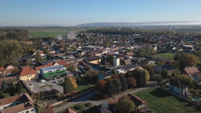 Blick auf die Marktgemeinde Sierndorf