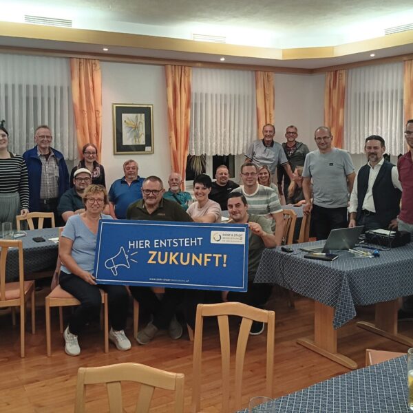 Rund 90 Bürgerinnen und Bürger gestalteten bei drei Zukunftswerkstätten die Zukunft ihrer Orte mit.